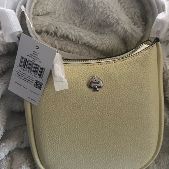 kate spade Handbags - Kate Spade Leather Crossbody Bag